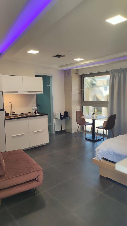 Summertime Signature Suites Agia Marina Exterior foto