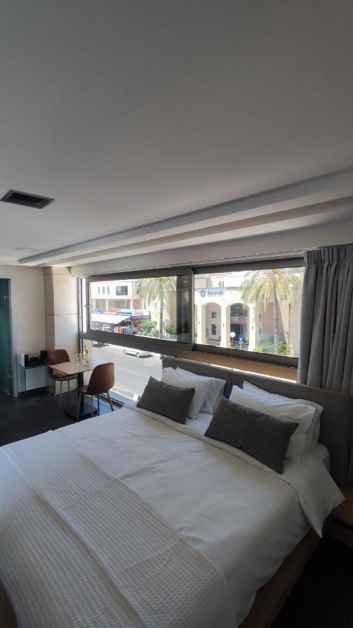 Summertime Signature Suites Agia Marina Exterior foto