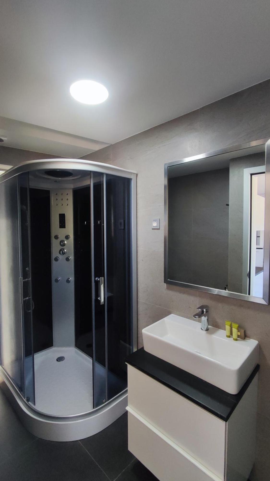 Summertime Signature Suites Agia Marina Exterior foto